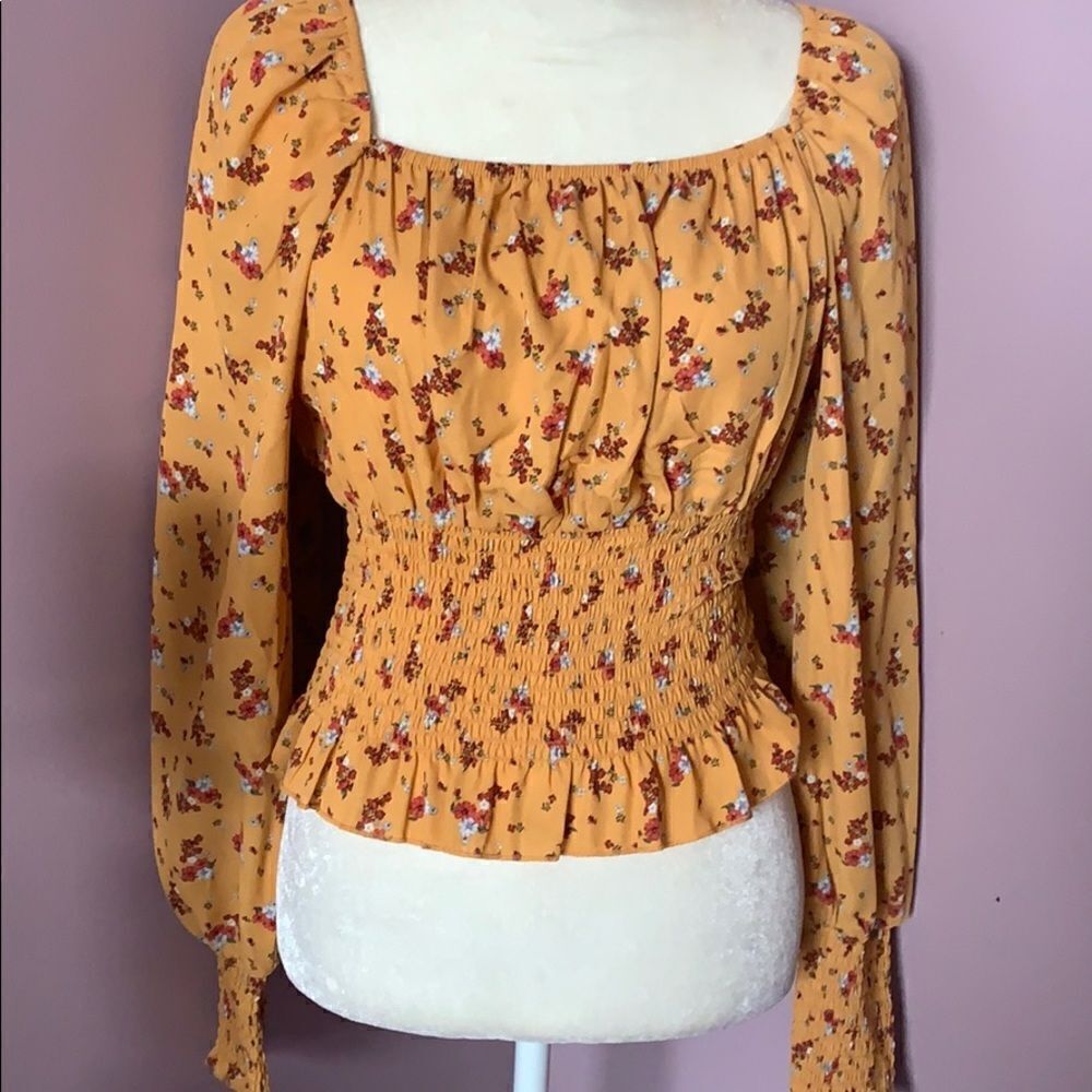 NO  COMMENT FLORAL  top